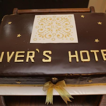River S hotel Sugdidi Eksteriør billede